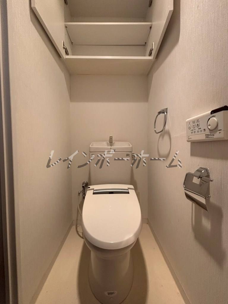 トイレ　トイレもきれいです