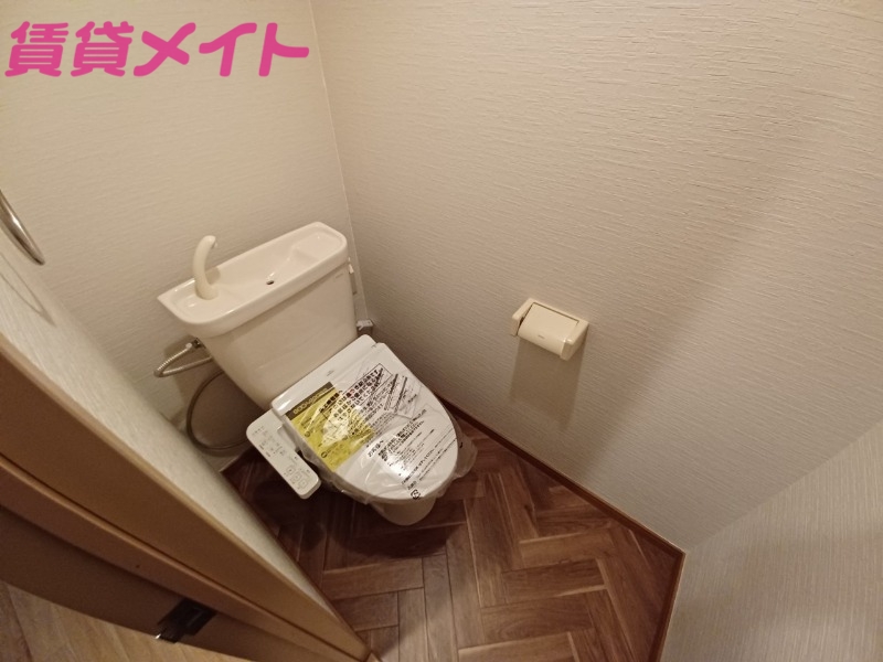 トイレ　別部屋画像参考