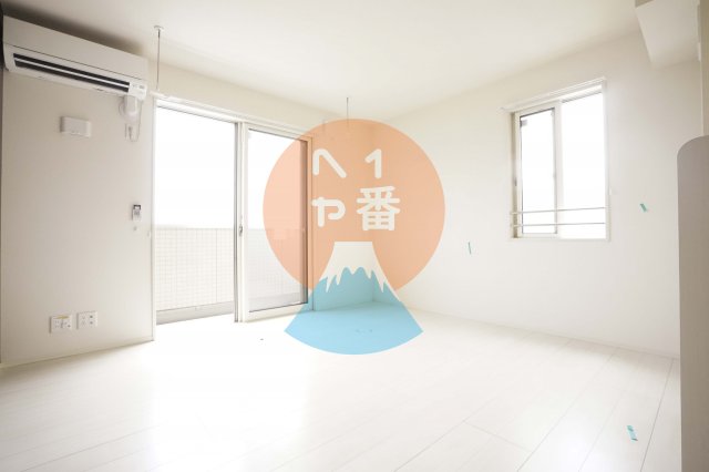 居室・リビング　うれしい2面採光のお部屋