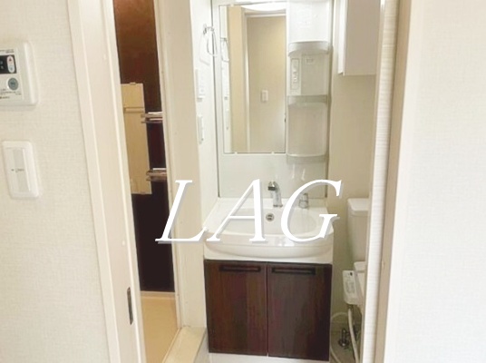 洗面設備　洗面台です。