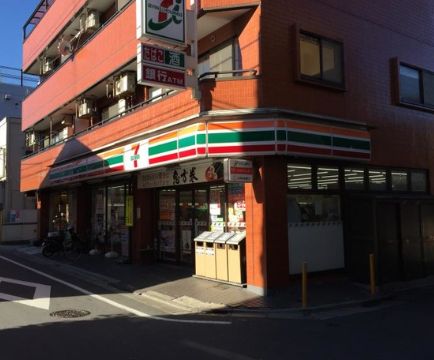 コンビニ　セブンイレブン 世田谷三宿1丁目店（コンビニ）まで76m