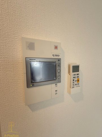 セキュリティ　セレニテ難波リアン