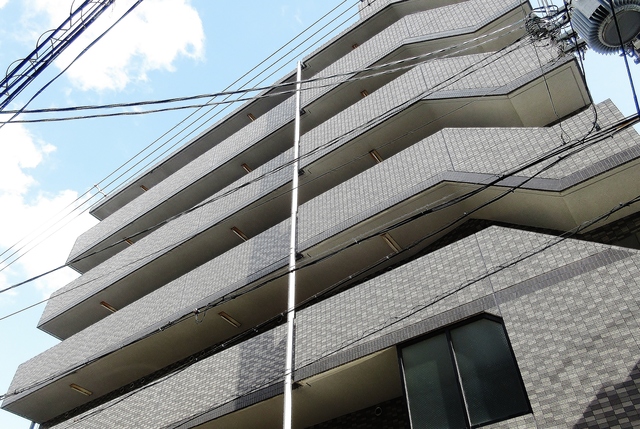 建物外観　重厚感あるＲＣ造◎防音性◎