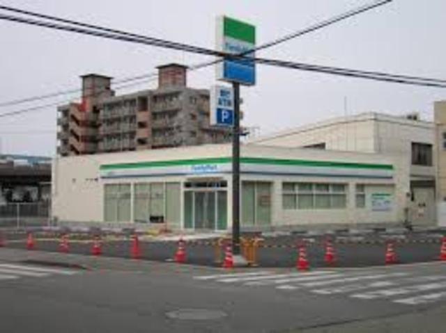 コンビニ　ファミリーマート神屋町南店（コンビニ）まで154m