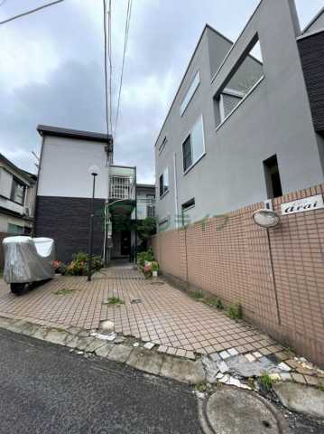 建物外観　メゾンアライ