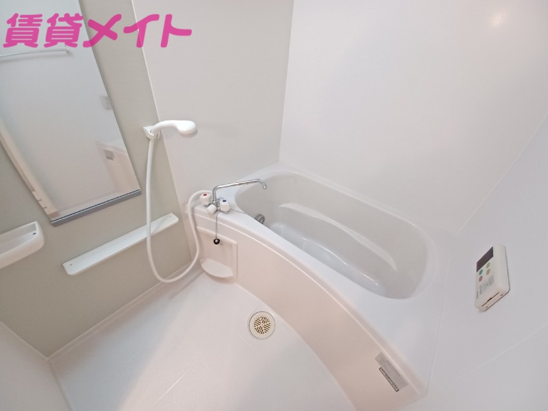 バス・シャワールーム　別部屋参考写真です
