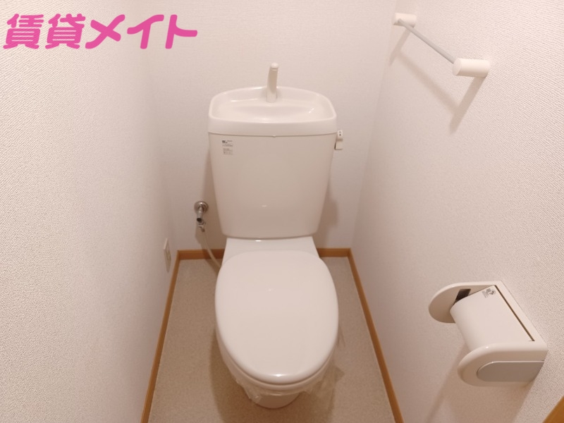 トイレ　別部屋参考写真です