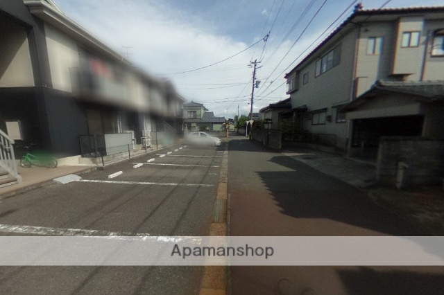 その他　前面道路（その他）まで0m