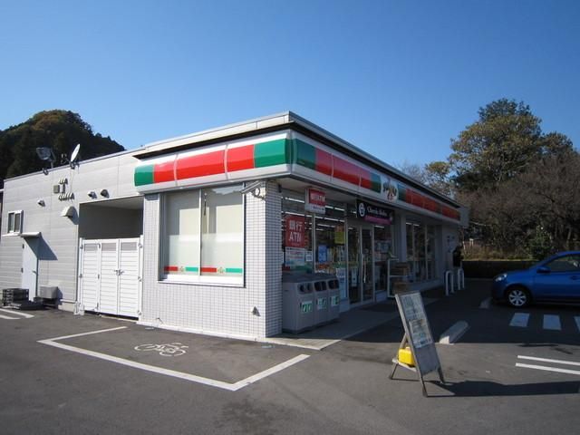 コンビニ　サンクス（コンビニ）まで860m