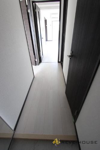 玄関　バルコニー