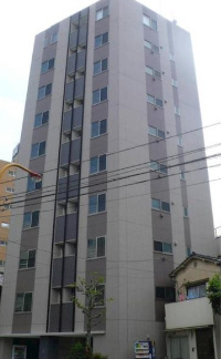 建物外観　カルペンテリアエッセ