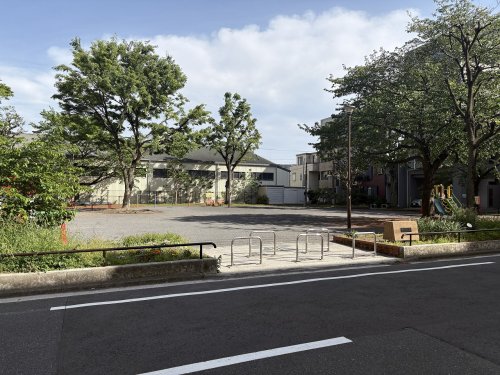 公園　芹穂崎公園（公園）まで974m
