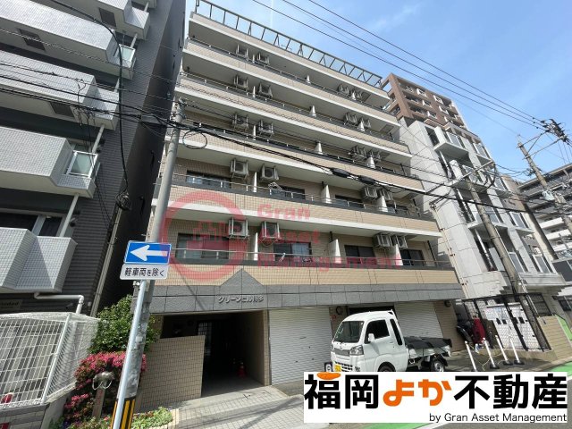 建物外観　落ち着いた雰囲気の外観です