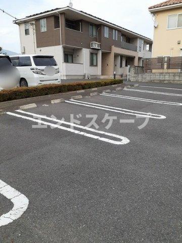 駐車場　高崎、前橋のお部屋探しはエンドスケープまで！お客様の理想お聞