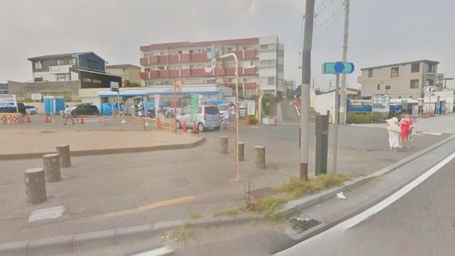 コンビニ　ローソン鎌倉由比ガ浜四丁目店（コンビニ）まで908m
