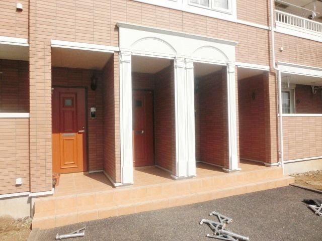 エントランス　玄関へのアプローチ