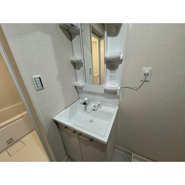洗面設備　元付会社様転用写真