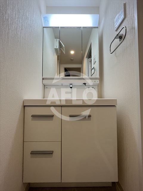 洗面設備　ベルンガーデン上本町　独立洗面台