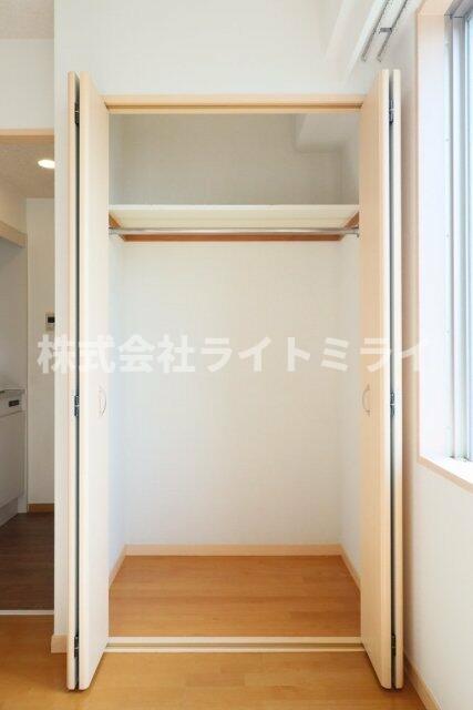 収納　クローゼット?