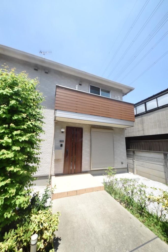 建物外観　庭