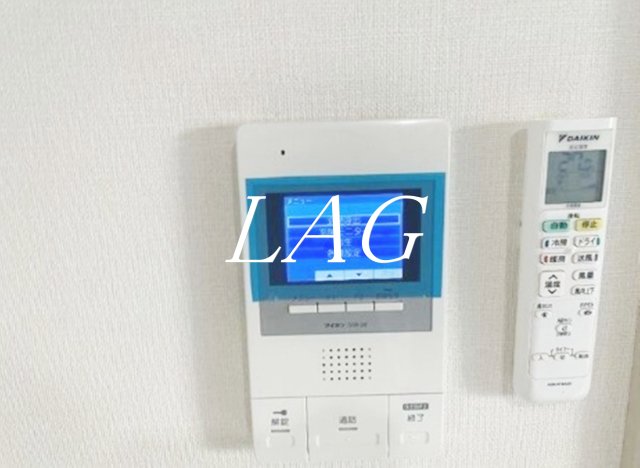 セキュリティ　モニター付きインターホンです。