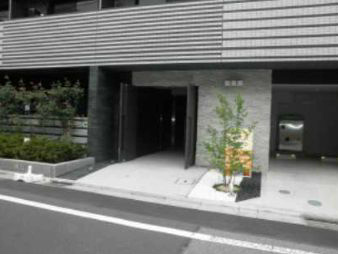 エントランス　■仲介手数料は半月分【0.54ヶ月】です！