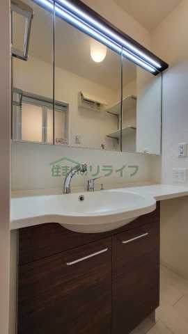 洗面設備　別部屋同タイプ部屋の参考写真となります。