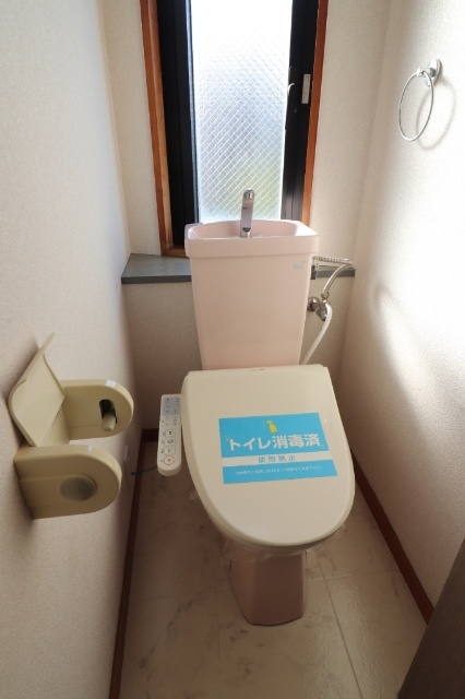 トイレ　現況の物を優先とします