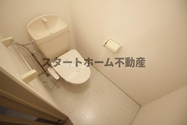 トイレ　シンプルで使いやすいトイレです