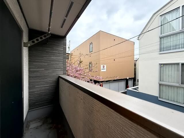 バルコニー