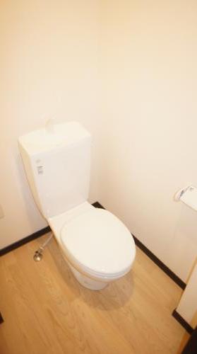 トイレ　コンパクトで使いやすいトイレです