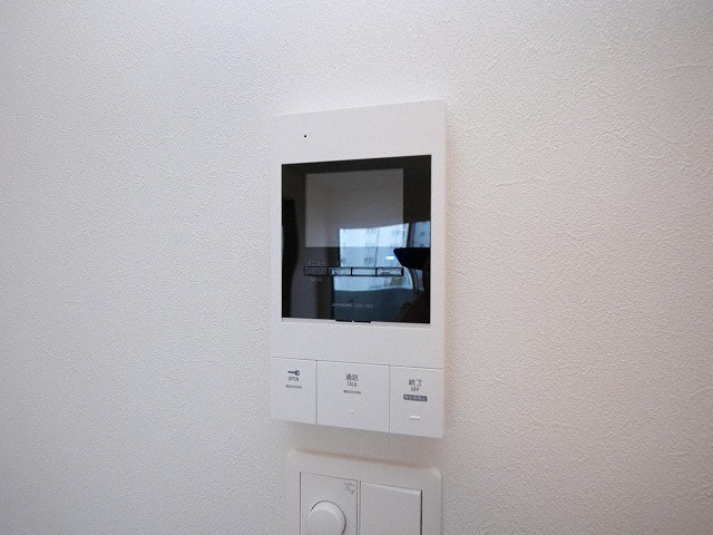セキュリティ　防犯面に配慮したＴＶモニターホン付きです！