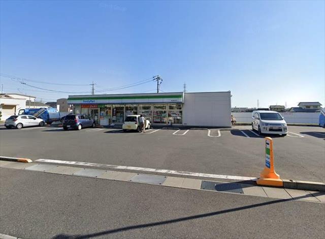 コンビニ　ファミリーマート東花尻店（コンビニ）まで917m