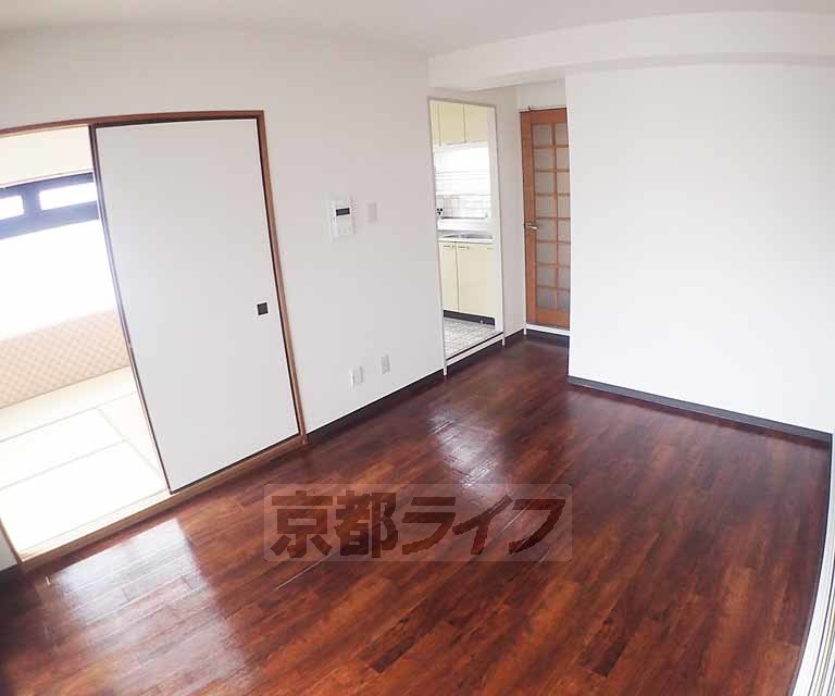 居室・リビング　開放感のあるお部屋です