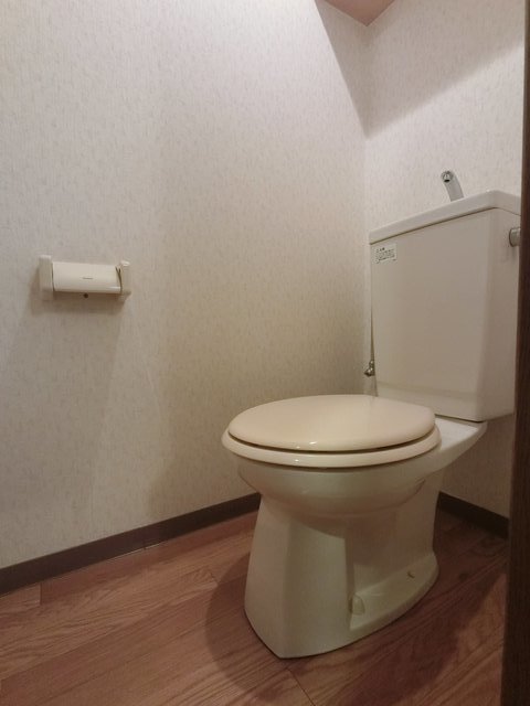 トイレ　別部屋参照