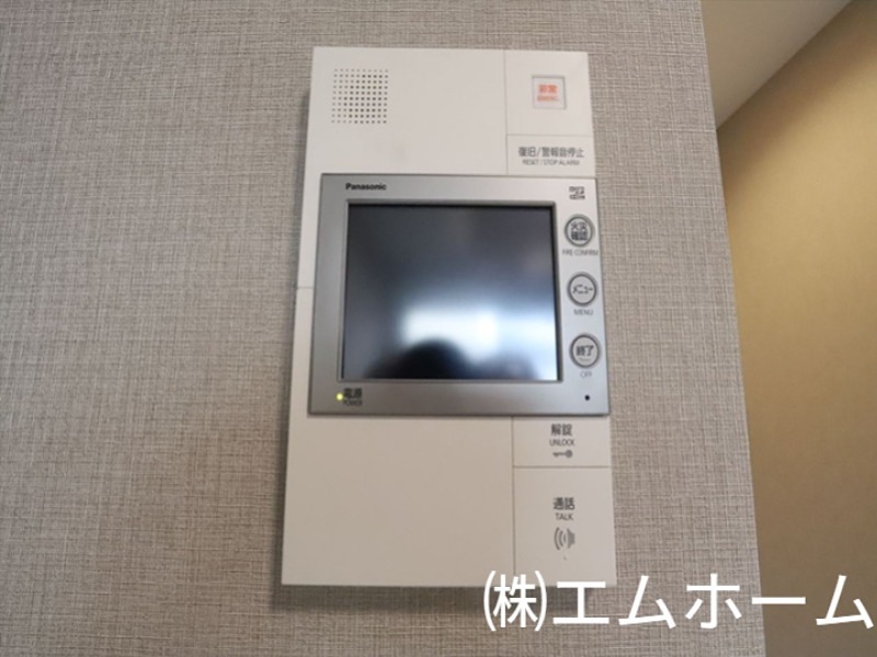 セキュリティ　カメラ付インターホン　イメージ写真