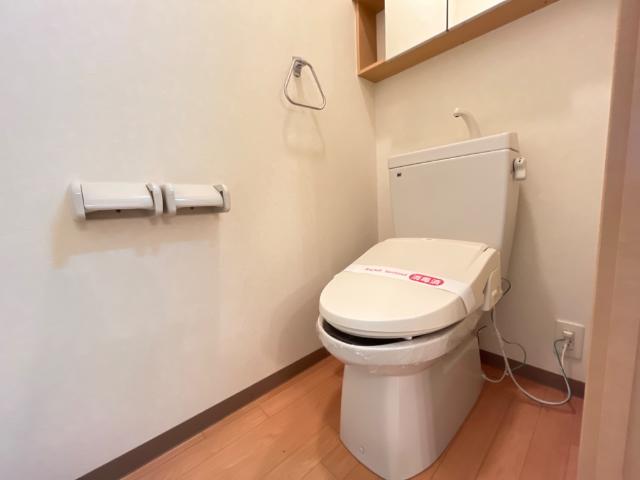 トイレ　シャワー付トイレ