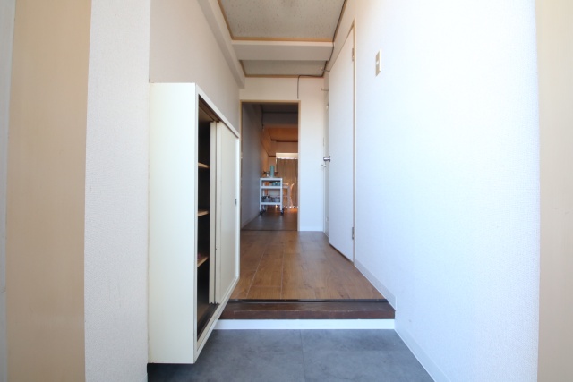 玄関　※別室の参考写真です。