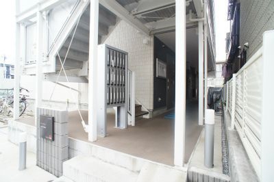 エントランス　☆共用設備もキレイ☆
