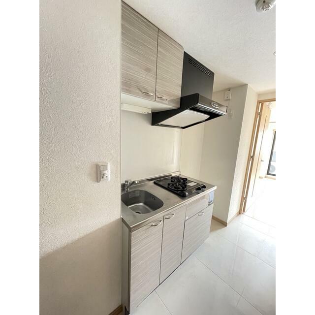 キッチン　同物件別部屋写真