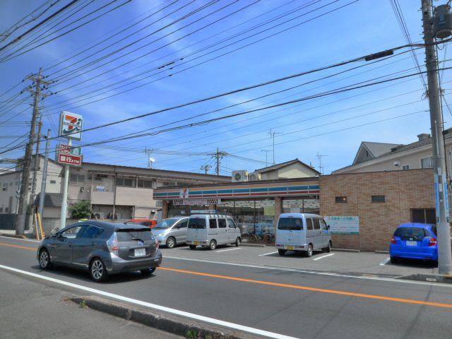 コンビニ　セブンイレブン松戸三矢小台店（コンビニ）まで303m