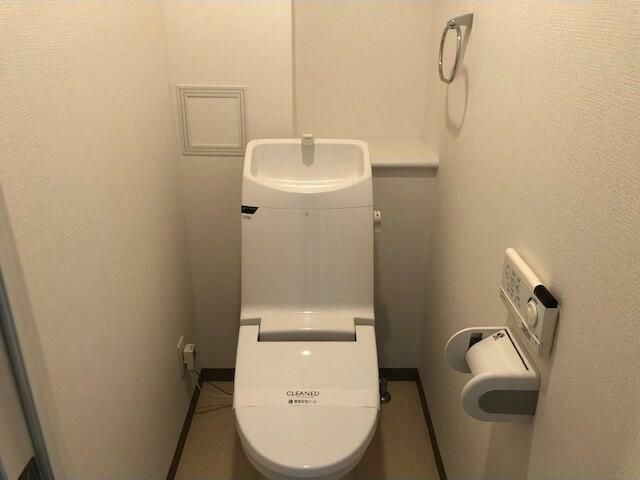 トイレ　※別部屋参考写真