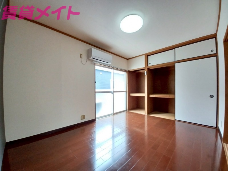 居室・リビング　別部屋参考写真