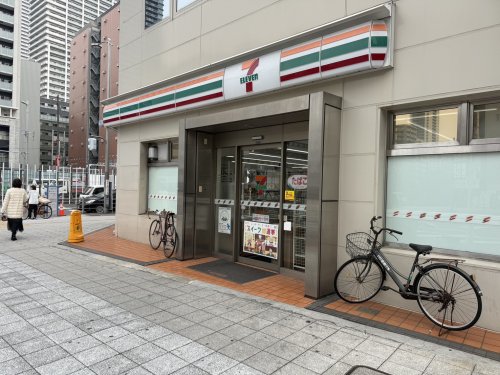 コンビニ　セブン-イレブン 大阪西大橋駅前店（コンビニ）まで160m