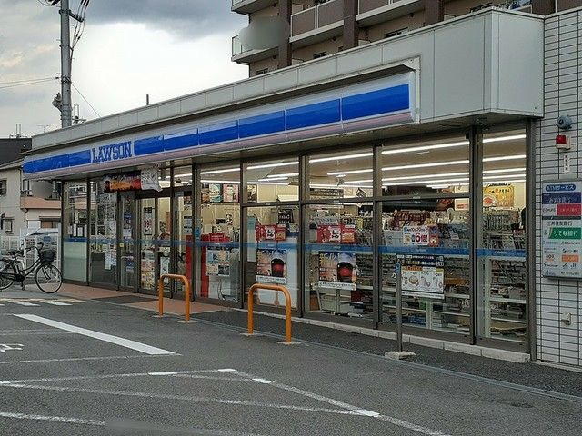 コンビニ　ローソン様（コンビニ）まで285m
