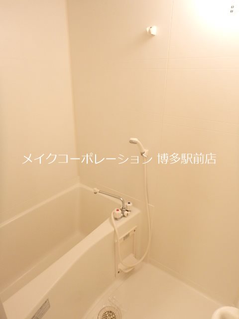 バス・シャワールーム　別部屋参考写真