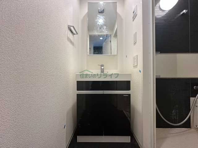洗面設備　別部屋参考写真となります。