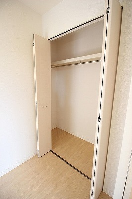 収納　※写真は１０３号室のものです。
