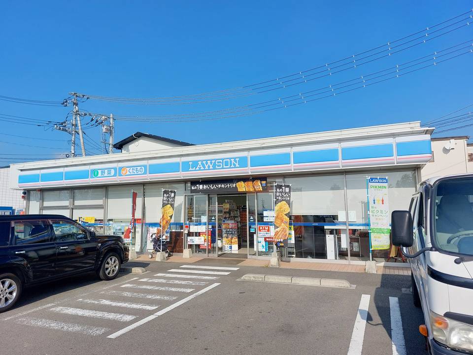 コンビニ　ローソン東温志津川店（コンビニ）まで400m