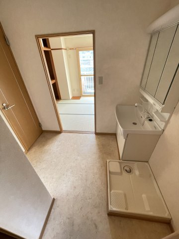 洗面設備　※別部屋参考画像です。